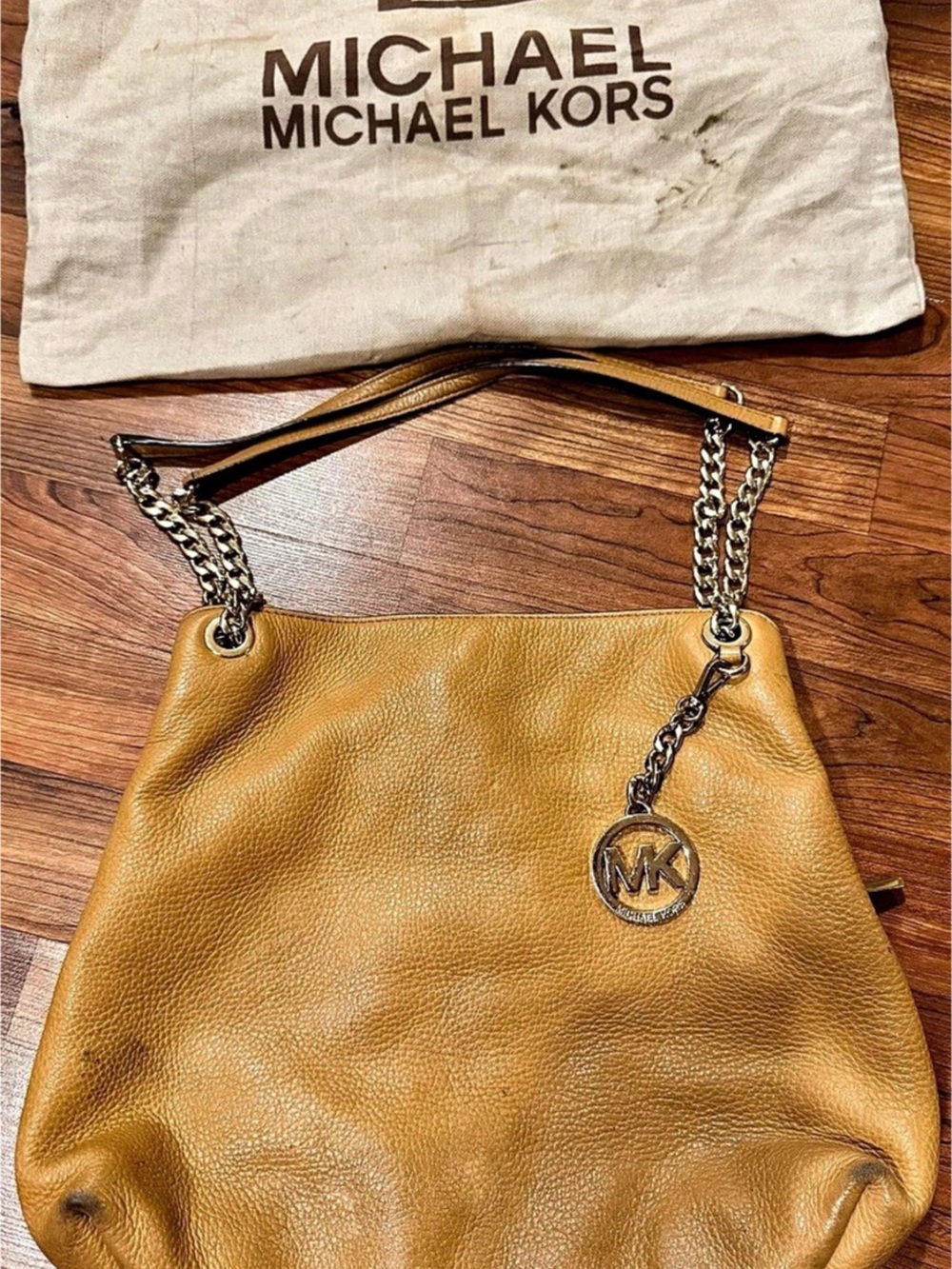 Michael Kors Fulton Large Pebbled Leather Hobo Brown
